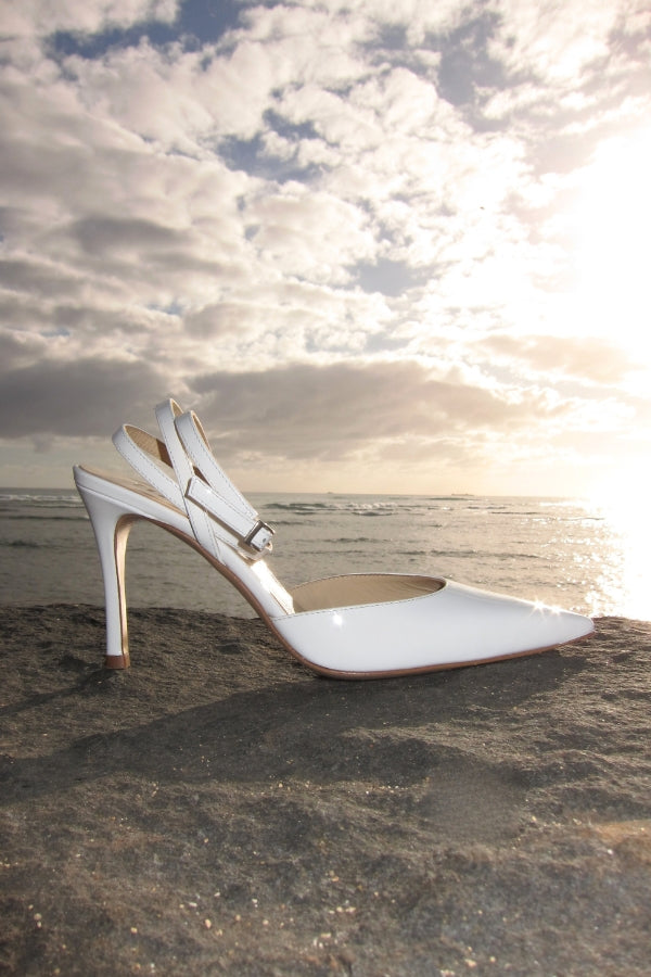 iris patent white pump