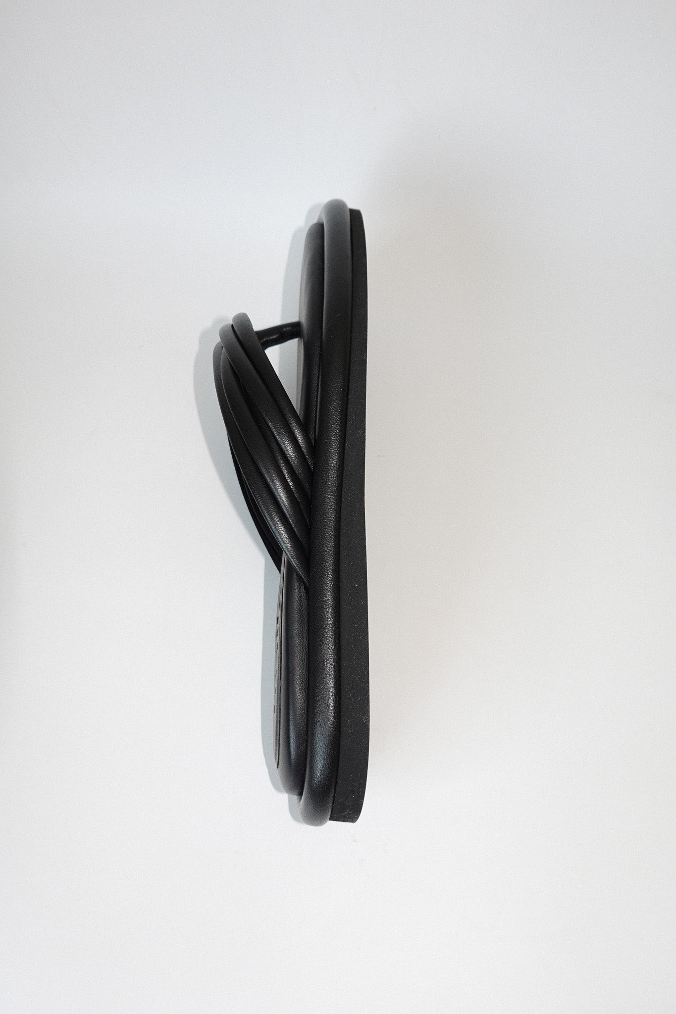 harper black thong sandal