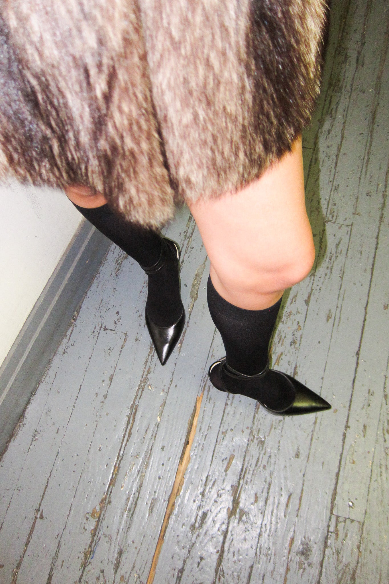 iris silky black pump