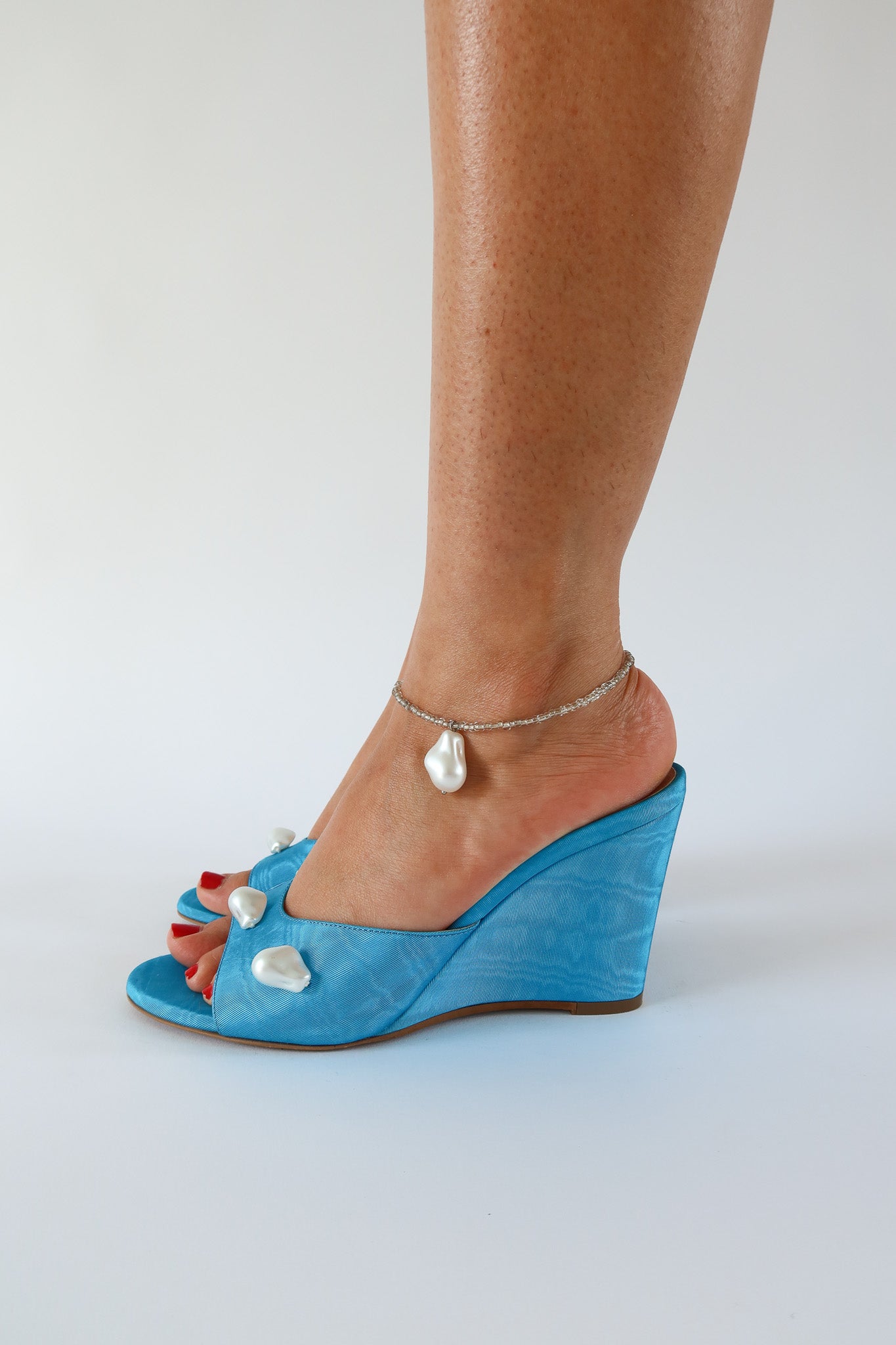 kourtney aqua blue moire wedge