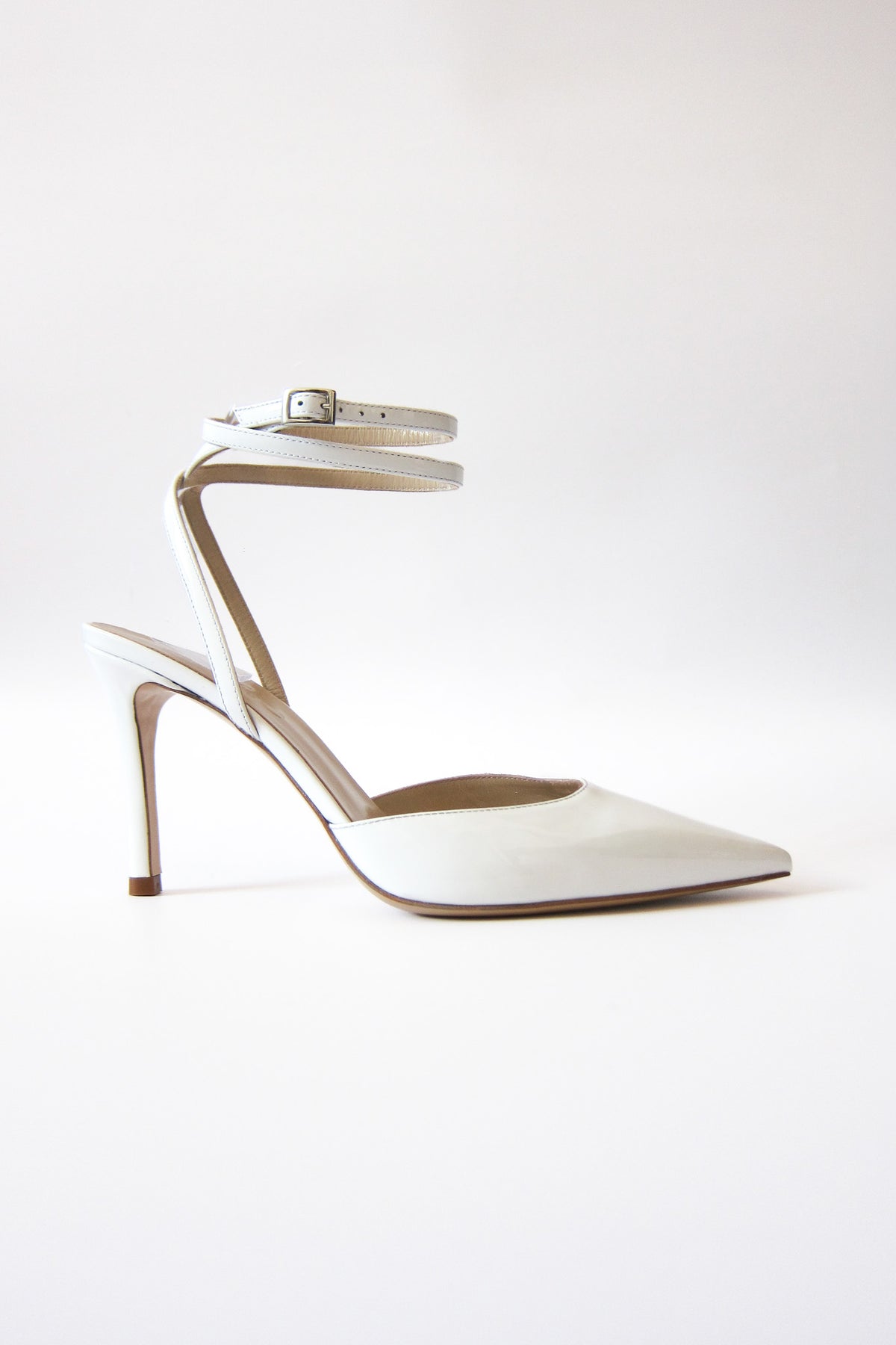 iris patent white pump