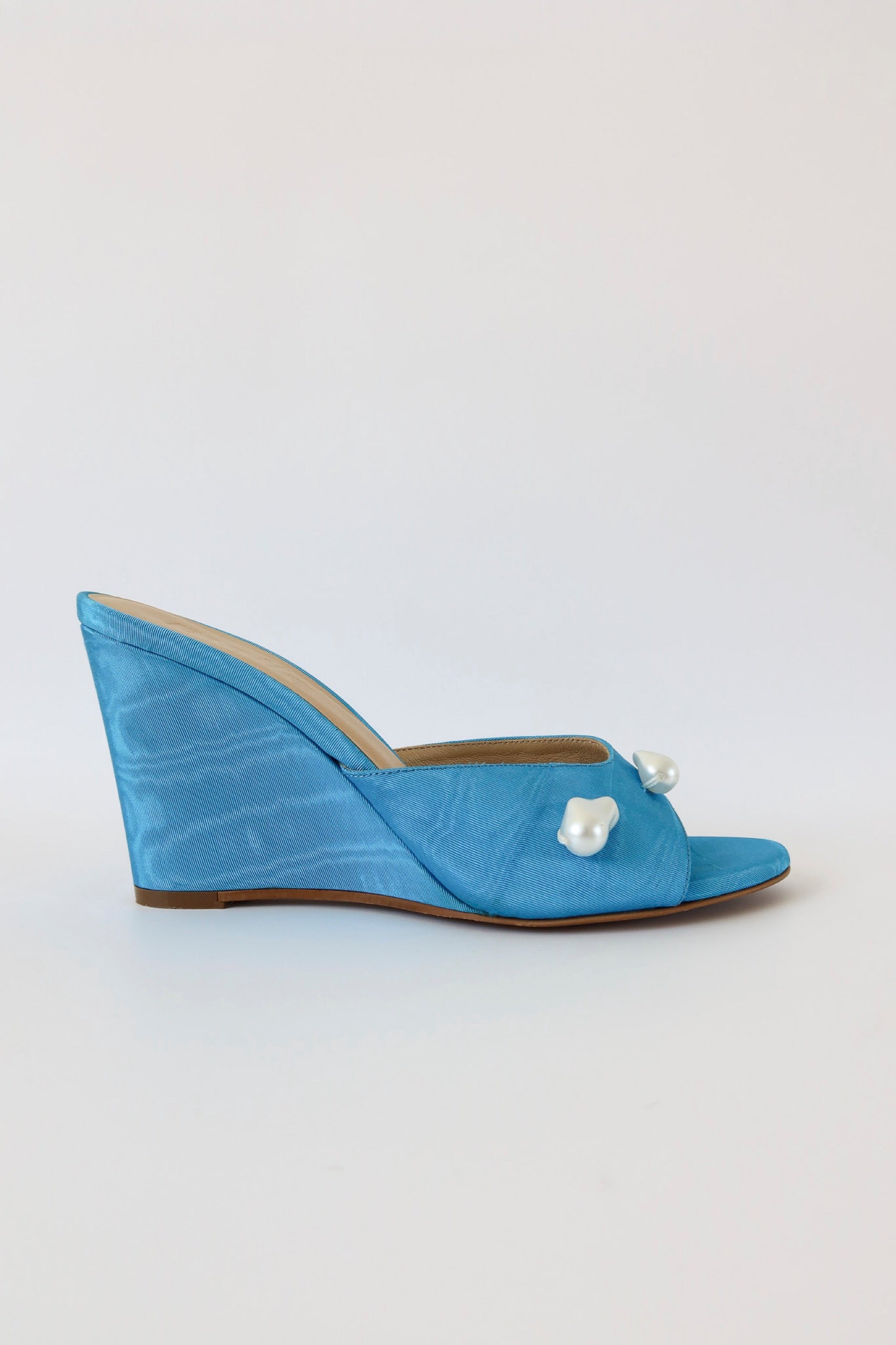 kourtney aqua blue moire wedge