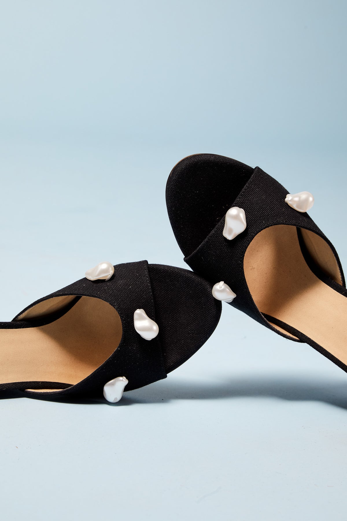 kourtney black canvas wedge